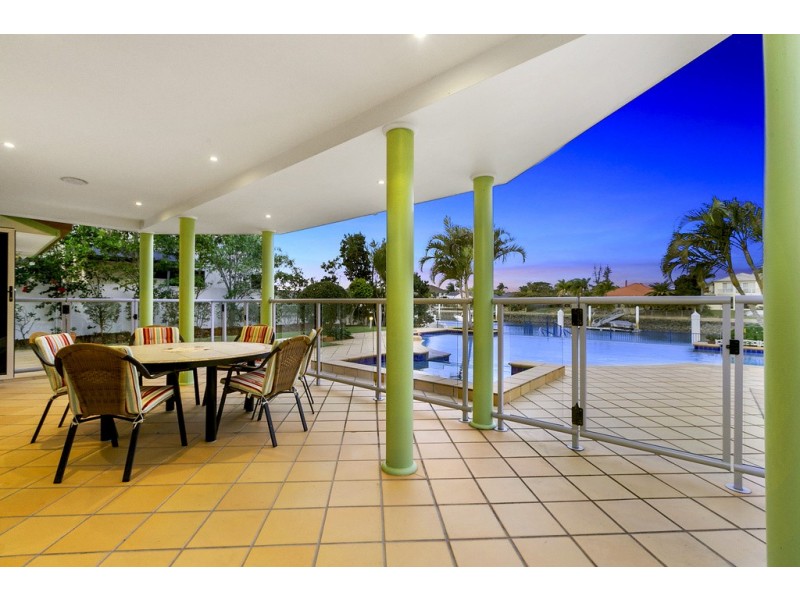 6 Piermont Place, Raby Bay QLD 4163
