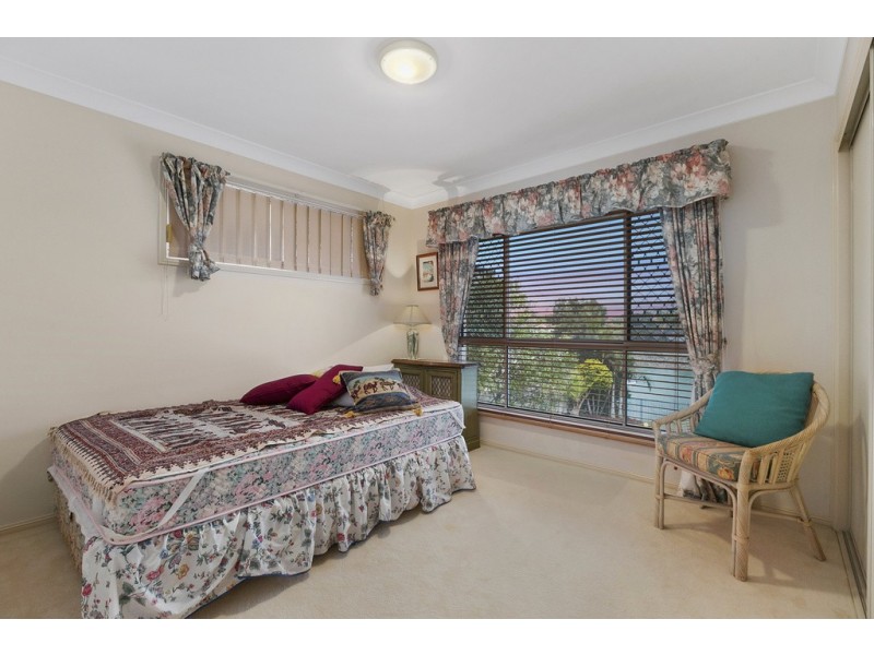 6 Piermont Place, Raby Bay QLD 4163