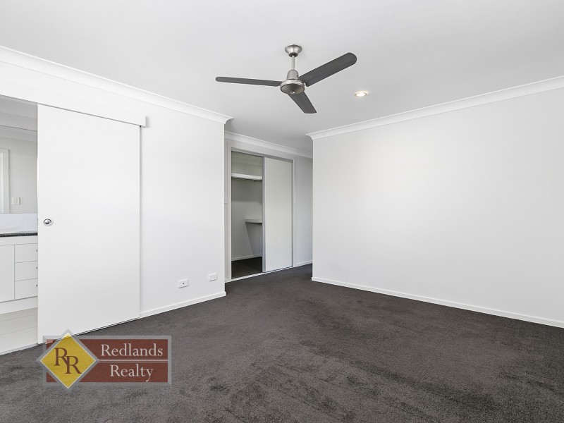 2/8 Sandalwood Street, Thornlands QLD 4164