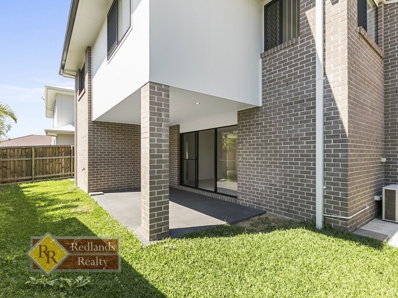 2/8 Sandalwood Street, Thornlands QLD 4164