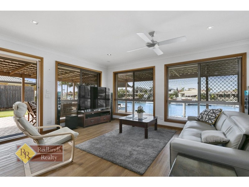 11 Bollard Court, Raby Bay QLD 4163