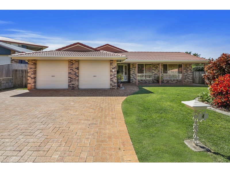 4 DUNWICH STREET, Cleveland QLD 4163