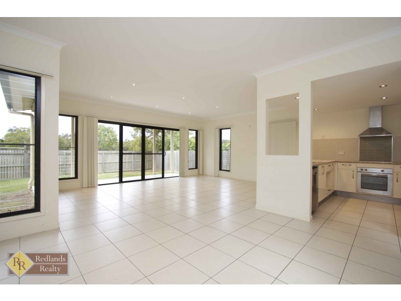 89 Thomas Street, Birkdale QLD 4159