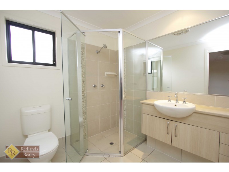 89 Thomas Street, Birkdale QLD 4159