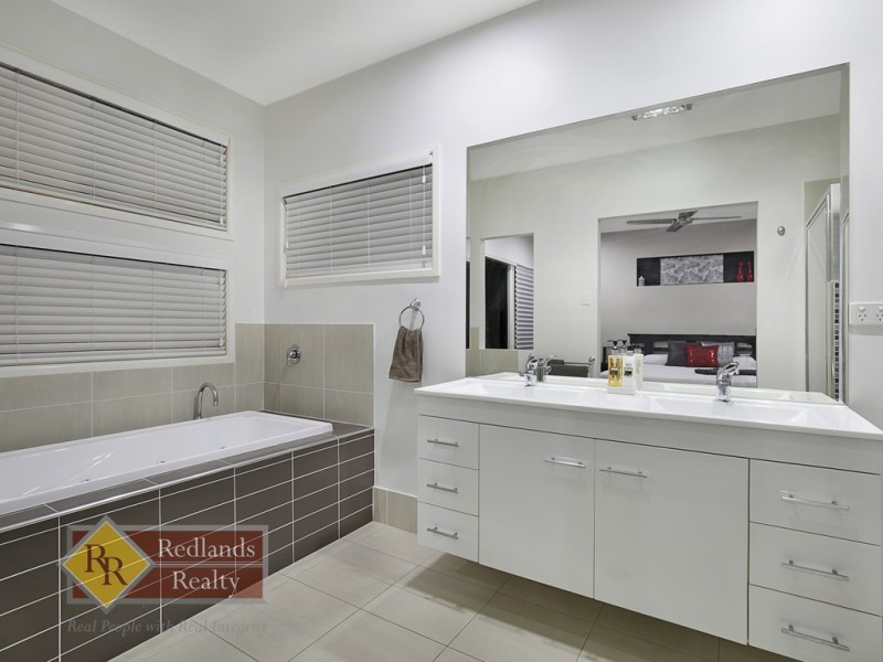 46 Frederick Street, Wellington Point QLD 4160