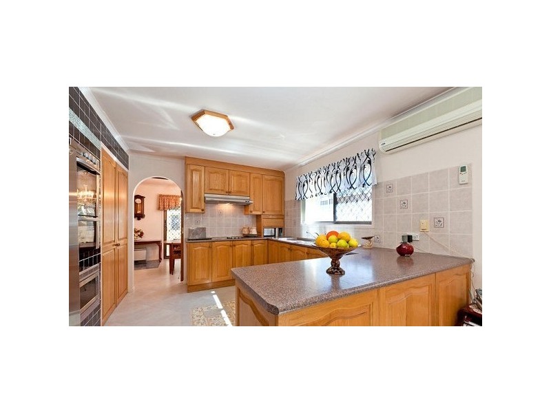 18 Laurette Avenue, Thornlands QLD 4164