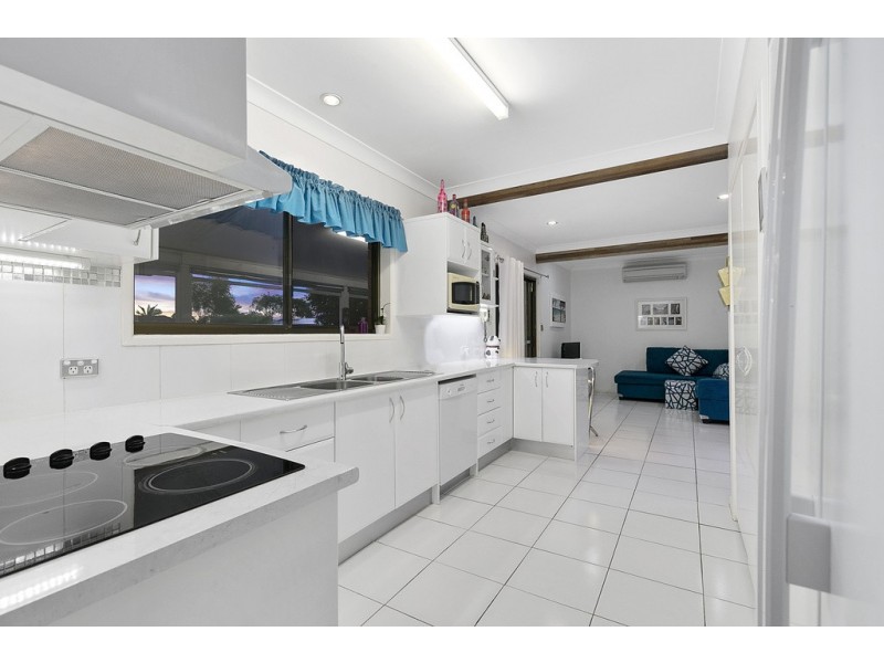 15 Devonshire Drive, Alexandra Hills QLD 4161