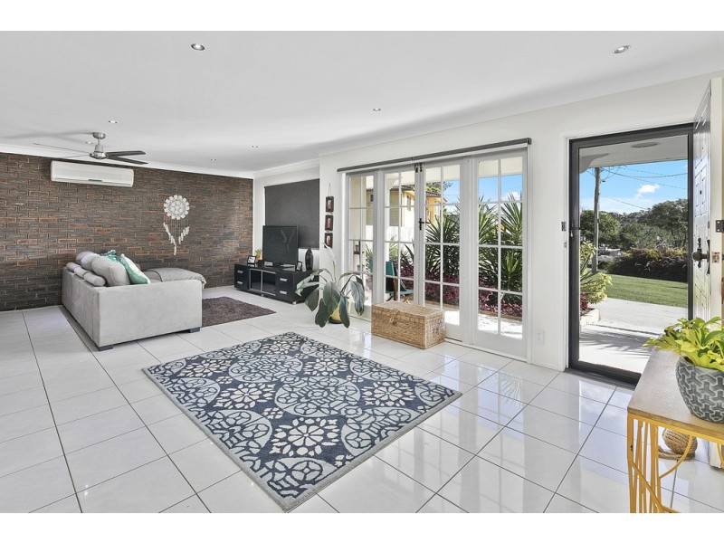 5 Earls Court, Alexandra Hills QLD 4161