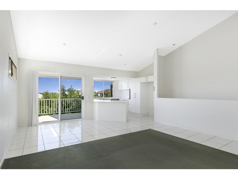 2/4 Clayton Court, Thornlands QLD 4164