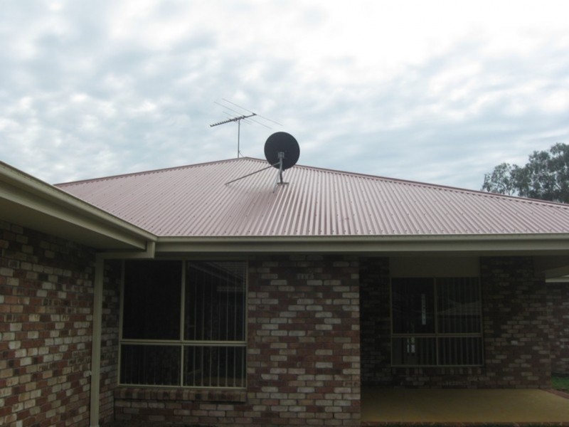 17 Parklink Drive, Redland Bay QLD 4165