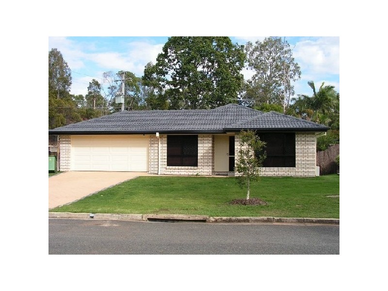 32 Victor Street, Birkdale QLD 4159