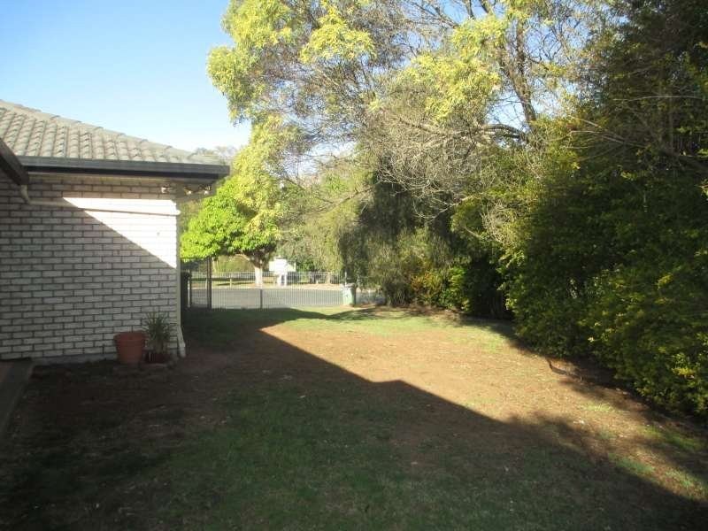 32 Victor Street, Birkdale QLD 4159