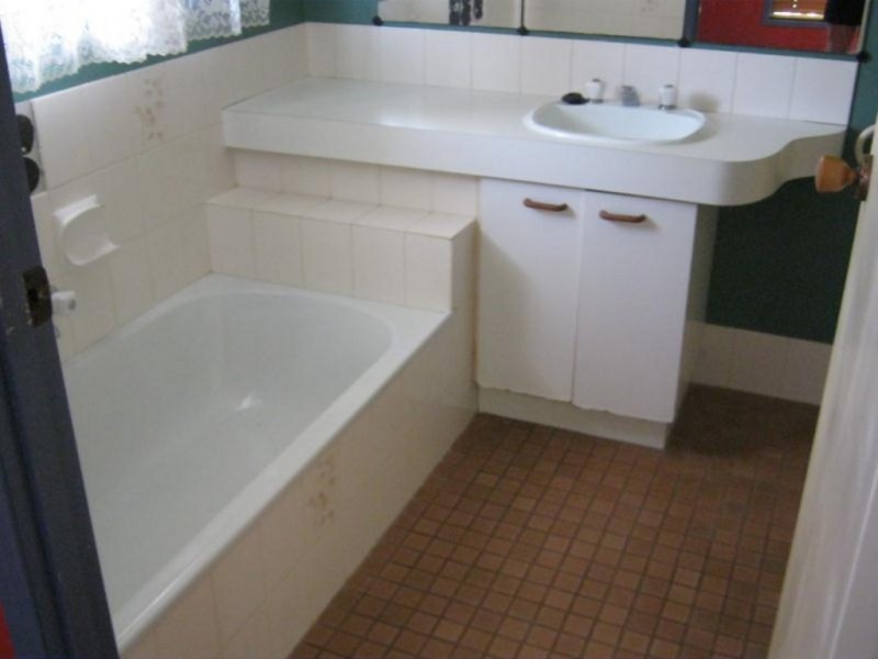 6 Riverton Drive, Wellington Point QLD 4160