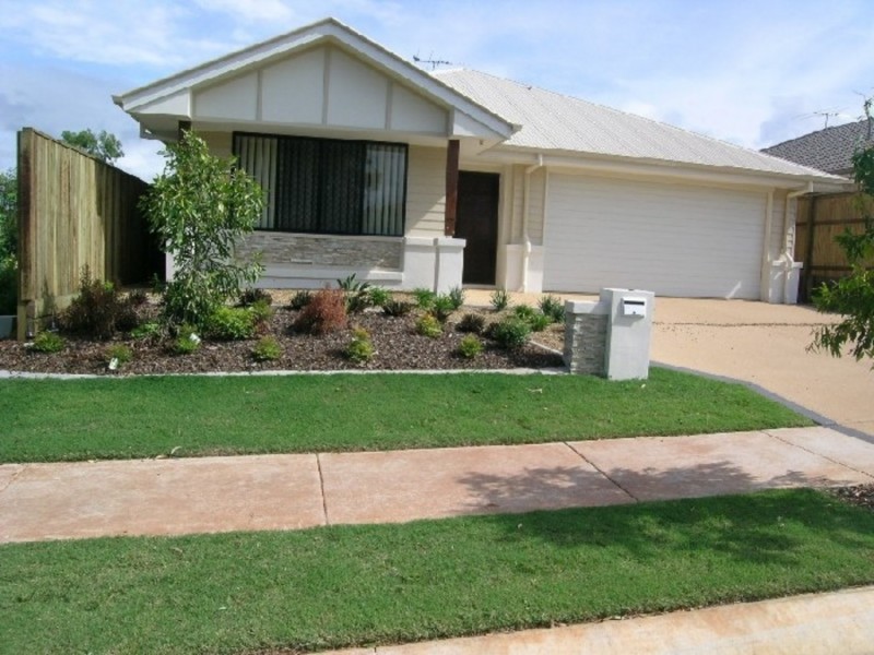 8 Gilchrist Street, Wellington Point QLD 4160