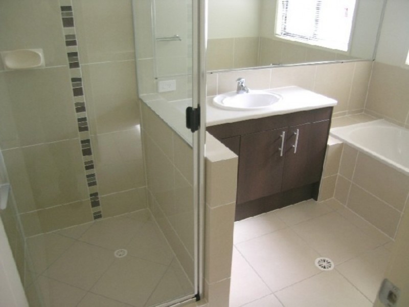 8 Gilchrist Street, Wellington Point QLD 4160