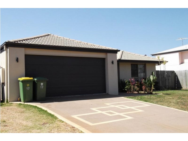 17 Poynter Street, Redland Bay QLD 4165