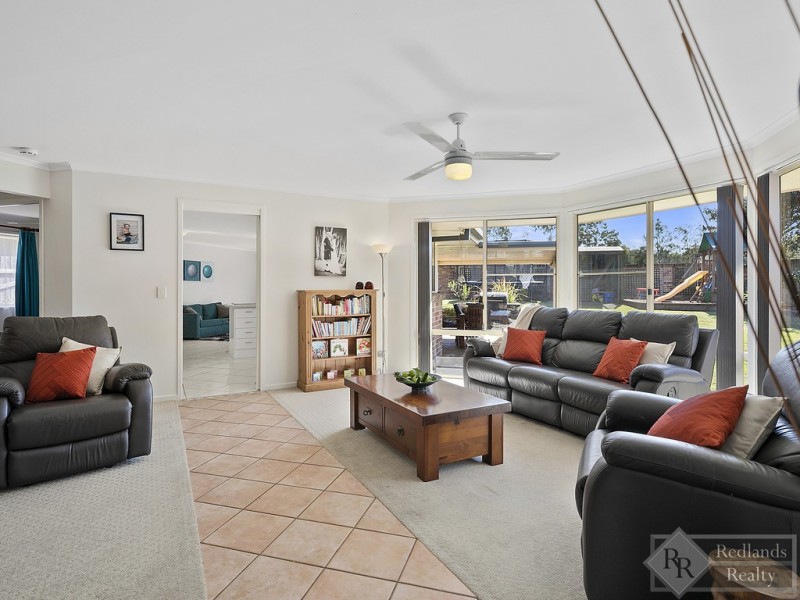 10 Ashwood Circuit, Birkdale QLD 4159