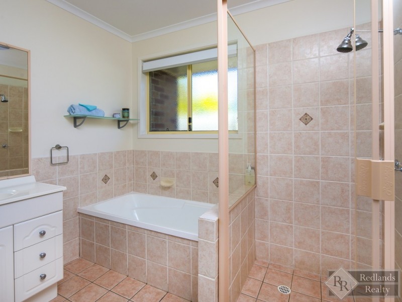 10 Ashwood Circuit, Birkdale QLD 4159