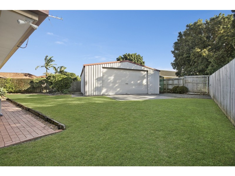 16 Jacaranda Place, Ormiston QLD 4160