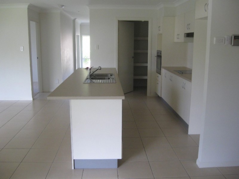 5 Shearwater Street, Cleveland QLD 4163