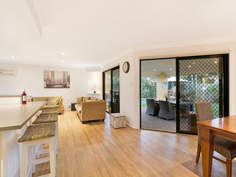 4 Marcel Place, Wellington Point QLD 4160