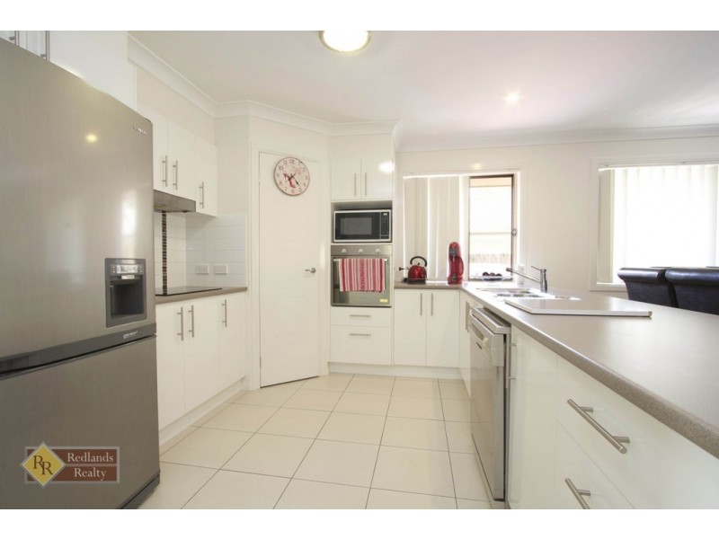 36 Riley Peter Place, Cleveland QLD 4163