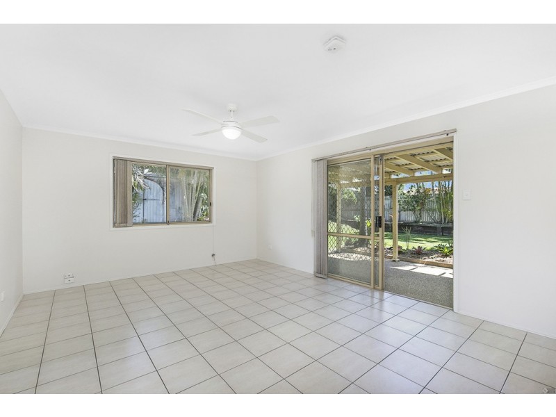 6 Riverton Drive, Wellington Point QLD 4160