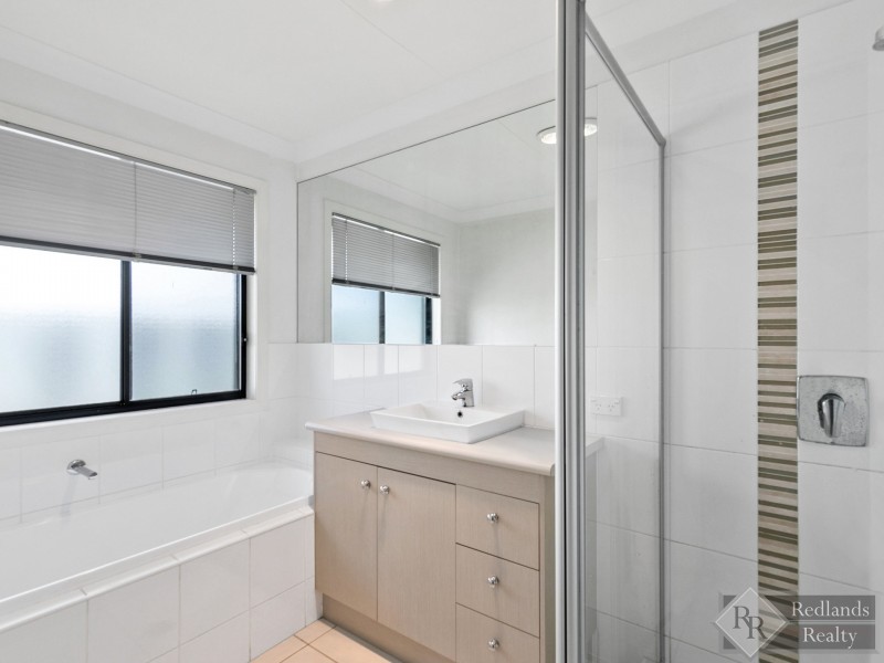 3 Stella Court, Redland Bay QLD 4165