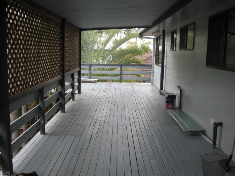 8 Cavell Street, Birkdale QLD 4159