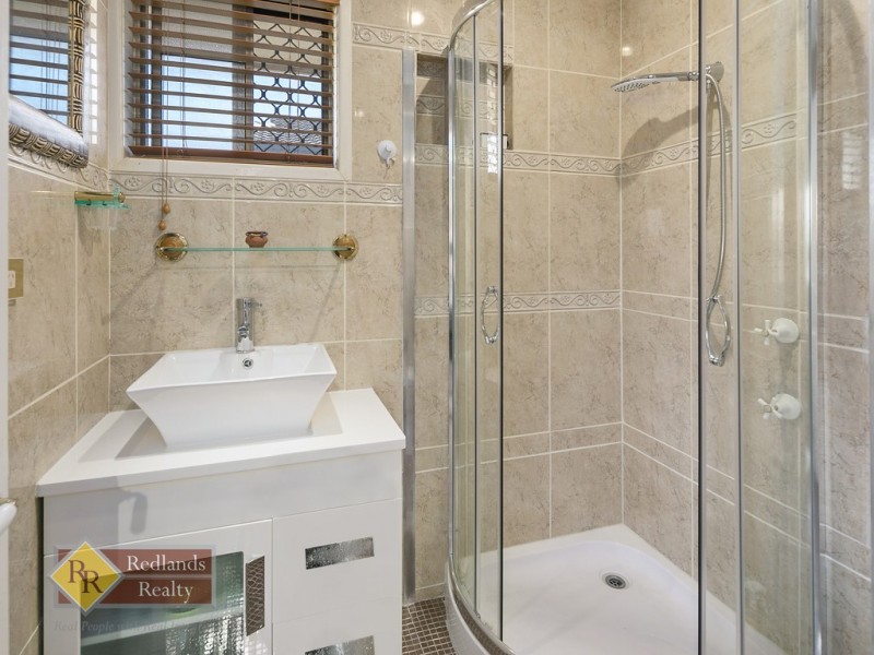 698 Old Cleveland Road East, Wellington Point QLD 4160