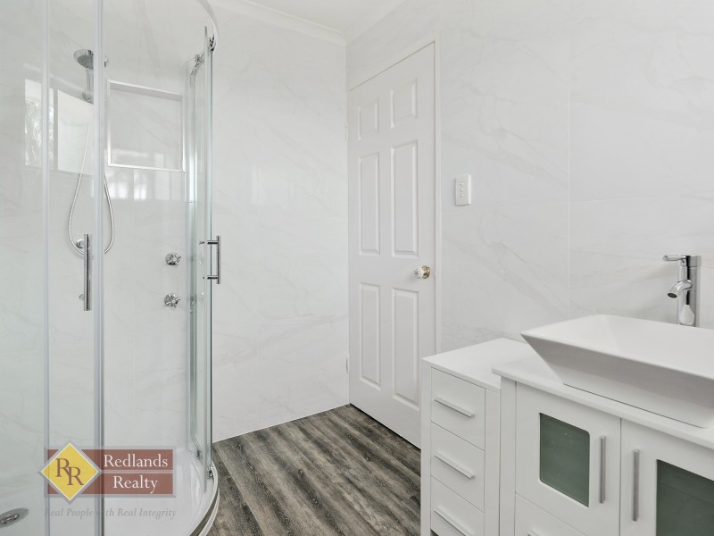 698 Old Cleveland Road East, Wellington Point QLD 4160