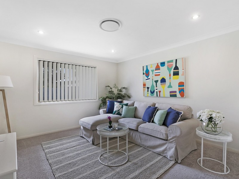 5 Parklink Drive, Redland Bay QLD 4165