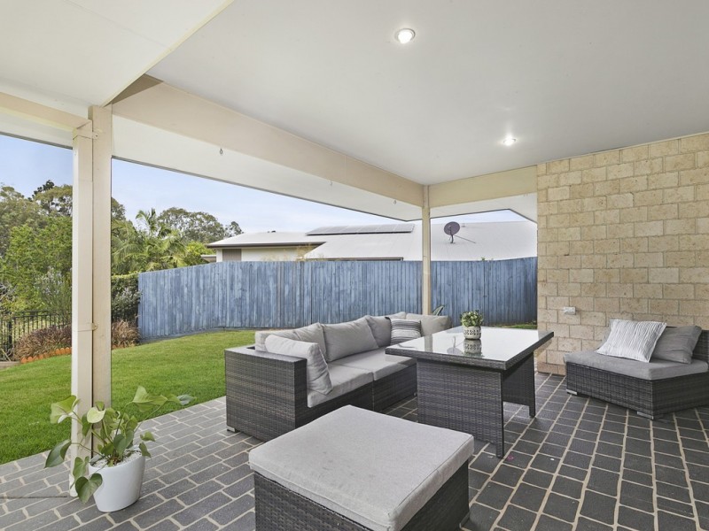 5 Parklink Drive, Redland Bay QLD 4165