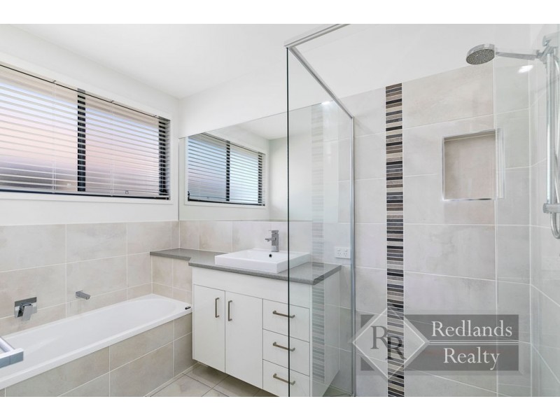 16A Blake Street, Cleveland QLD 4163