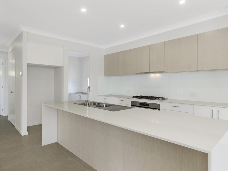 22 Duke Street, Wellington Point QLD 4160