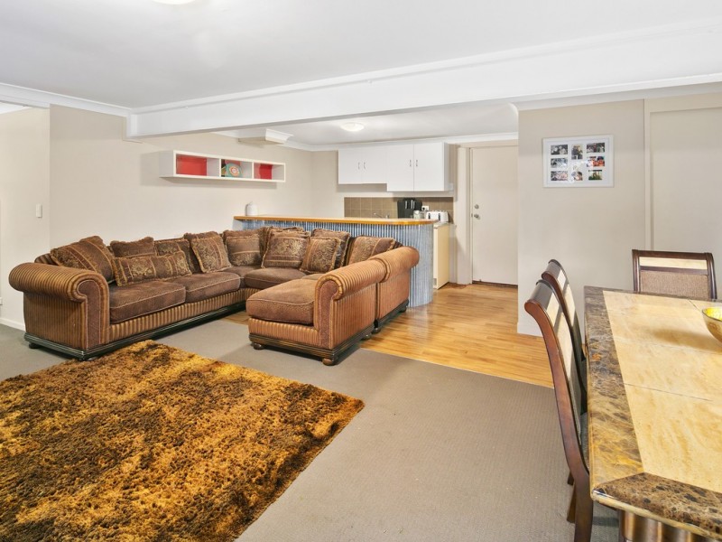 21 Frank Street, Thorneside QLD 4158