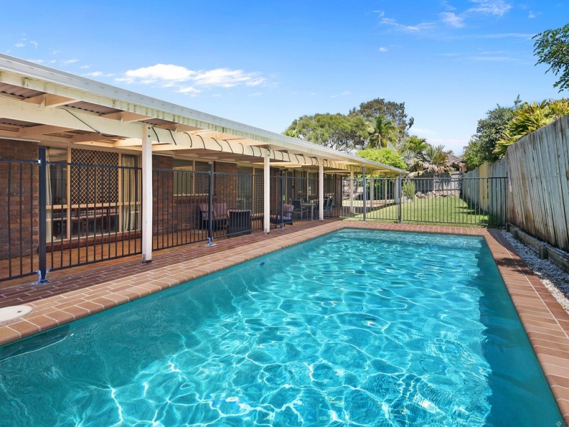 6 Bethnal Court, Wellington Point QLD 4160
