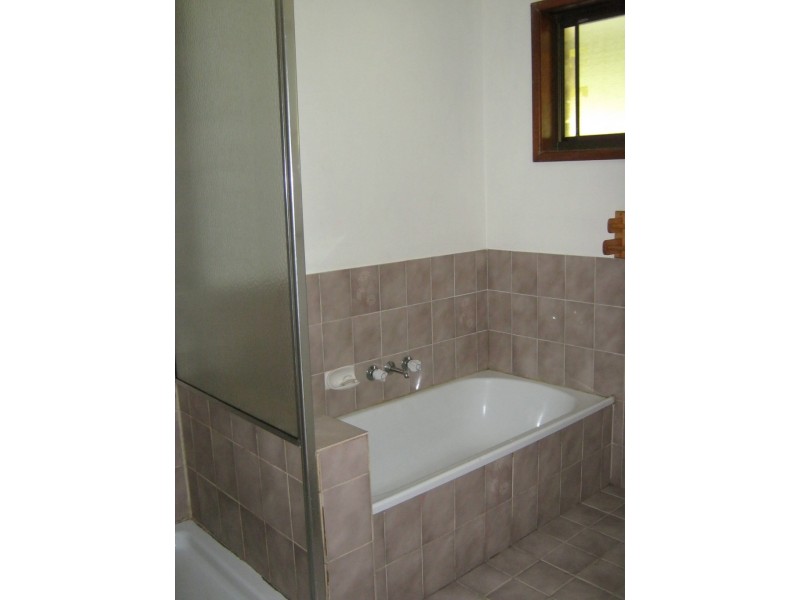 401 Old Cleveland Rd East, Birkdale QLD 4159