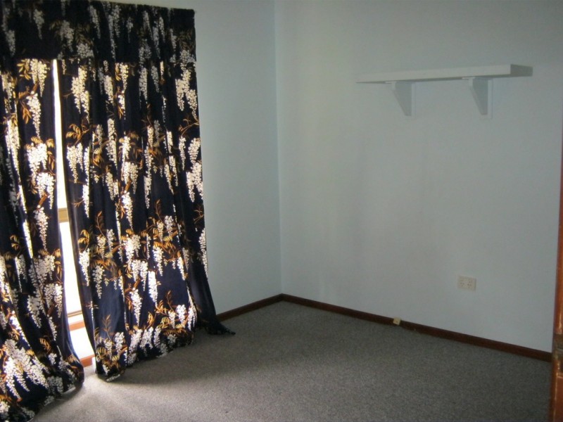 401 Old Cleveland Rd East, Birkdale QLD 4159