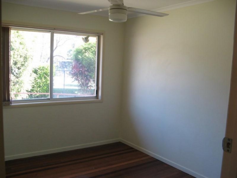 223 Railway Parade, Thorneside QLD 4158