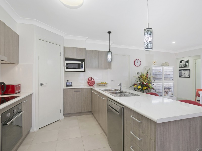 1/27 Riley Peter Place, Cleveland QLD 4163