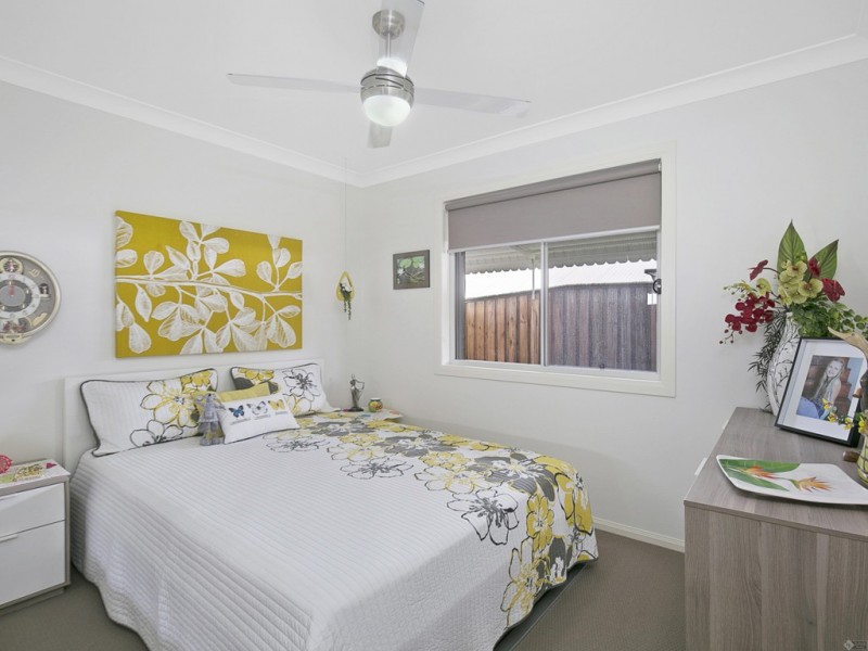 1/27 Riley Peter Place, Cleveland QLD 4163