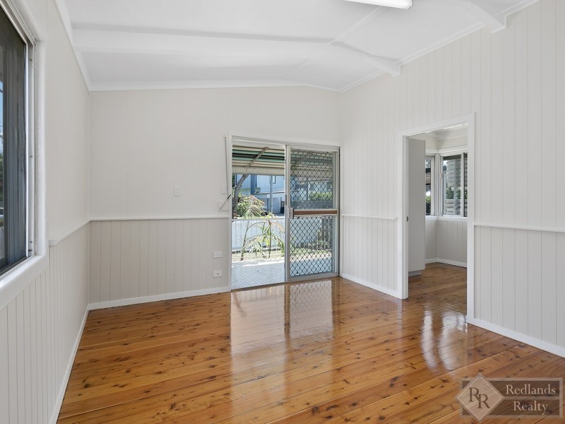 83 Thomas Street, Birkdale QLD 4159