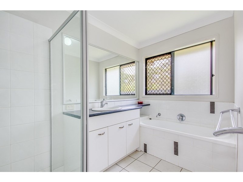 87 Brookvale Drive, Victoria Point QLD 4165