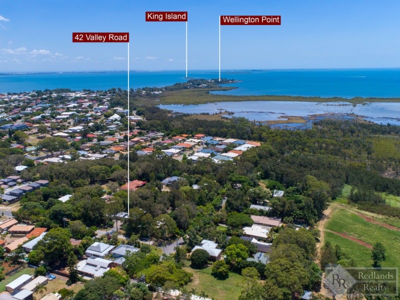 42 Valley Road, Wellington Point QLD 4160