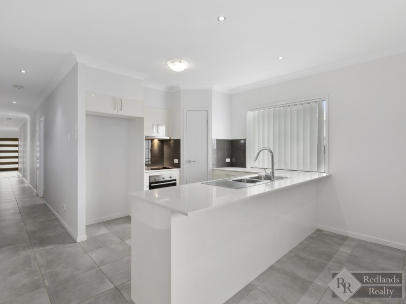 11 A Poppy Street, Thornlands QLD 4164