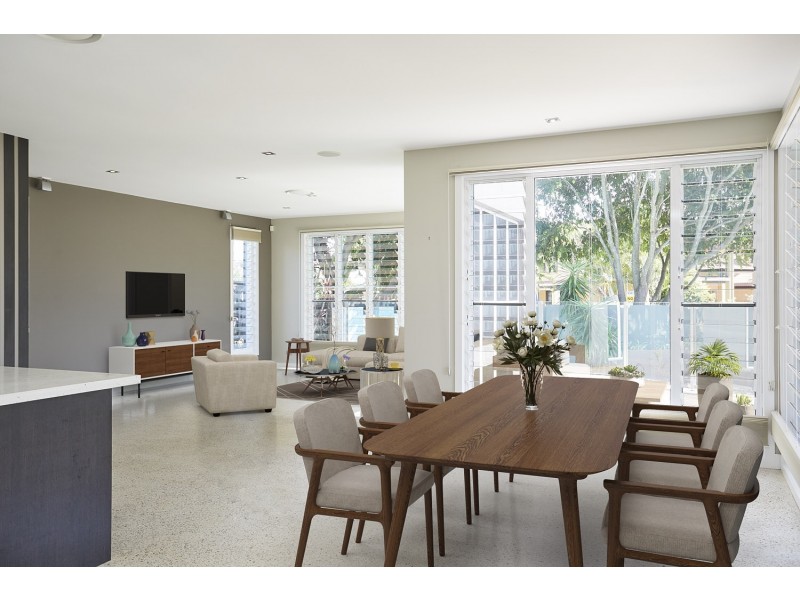 12 Talburpin Esplanade, Redland Bay QLD 4165