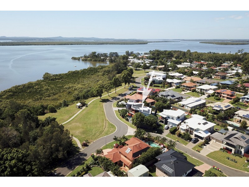 12 Talburpin Esplanade, Redland Bay QLD 4165