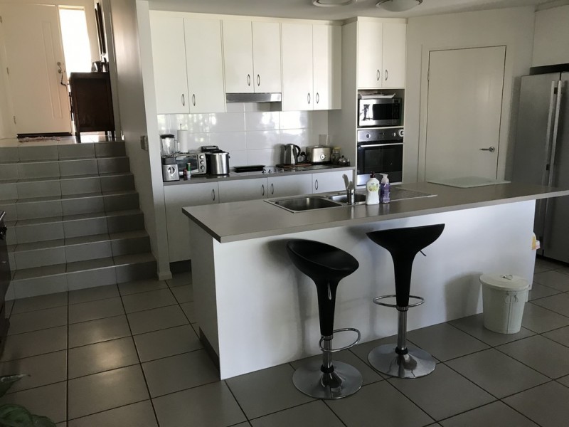 17 Cypress Street, Redland Bay QLD 4165