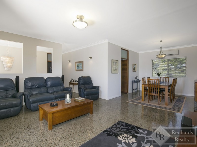 12 Paul Street, Birkdale QLD 4159